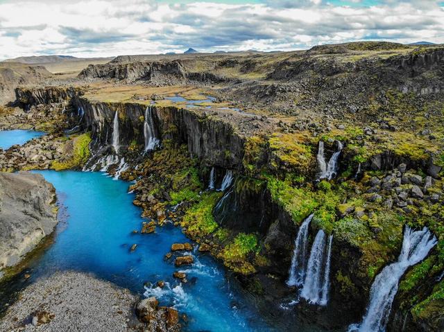 Iceland lifts all Covid-19 travel restrictions