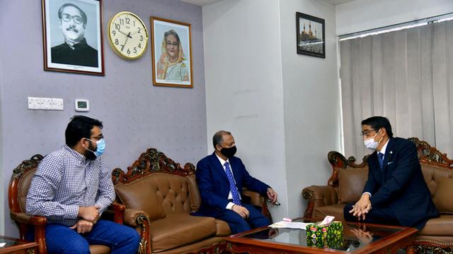 চিটাগাং চেম্বার সভাপতির সাথে জাপান রাষ্ট্রদূতের মতবিনিময়