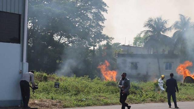 চট্টগ্রাম বিমানবন্দরে অগ্নি নির্বাপণ মহড়া
