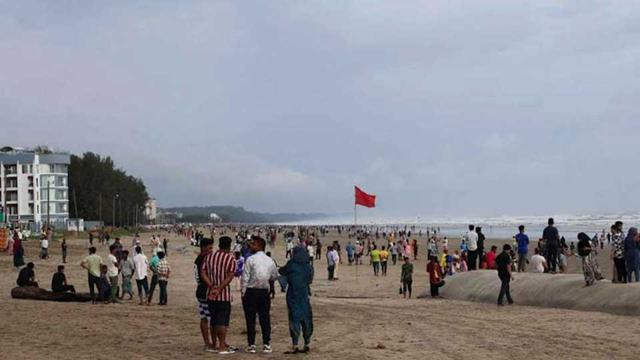 রিমাল দর্শনে পর্যটকদের ভিড়