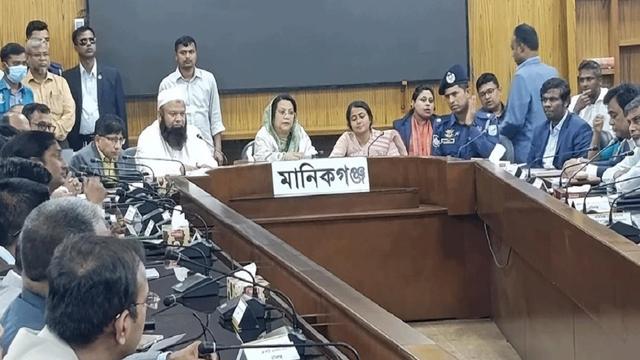 বিমান যাত্রীদের সেবা নিশ্চিত করা হবে : বিমান ও পর্যটনমন্ত্র
