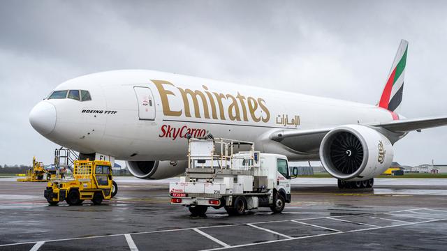 এপ্রিল থেকে ঢাকায় এমিরেটসের সাপ্তাহিক কার্গো ফ্লাইট